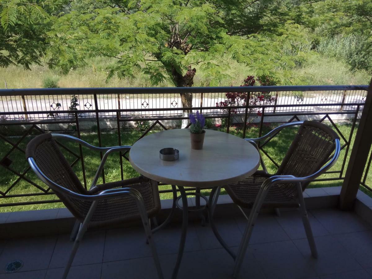 Zisis Garden
